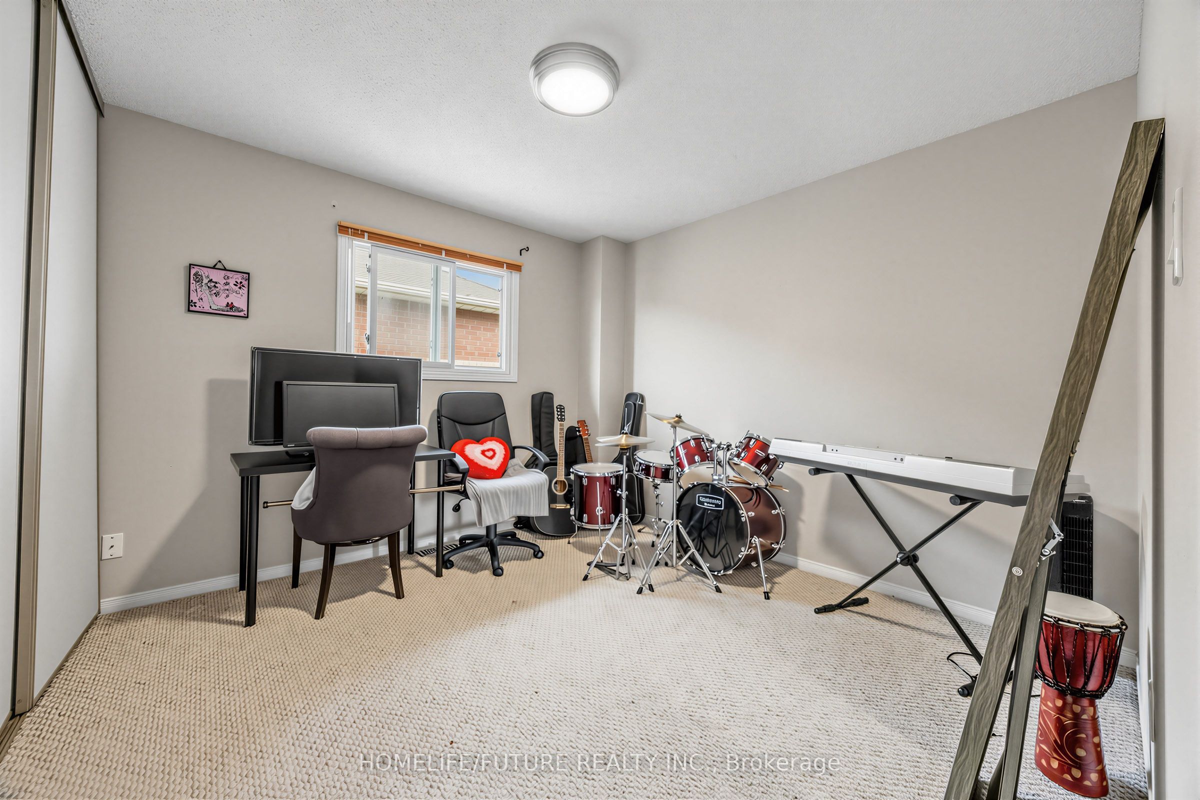 123 Bennett Avenue Property Photo 13