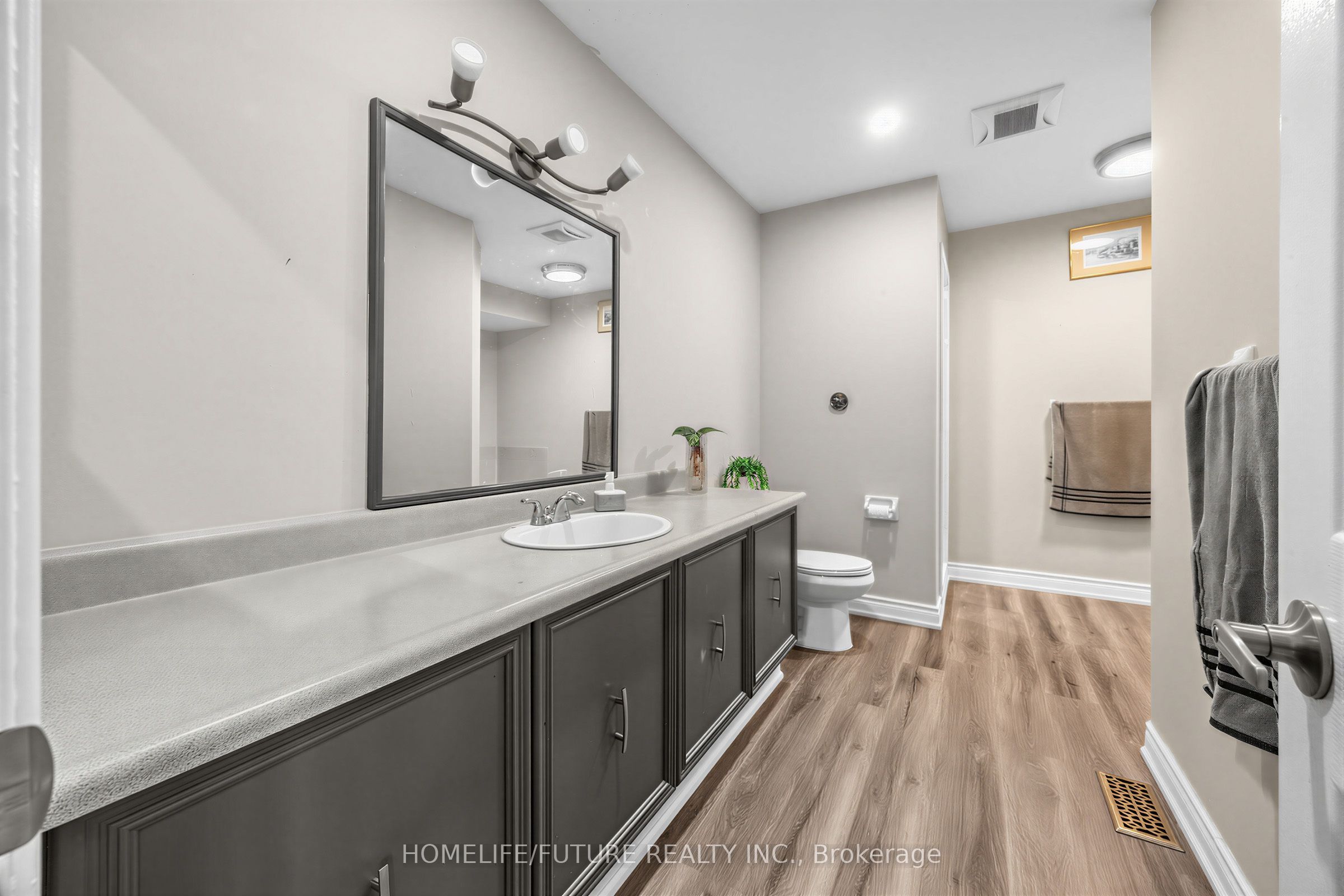 123 Bennett Avenue Property Photo 15
