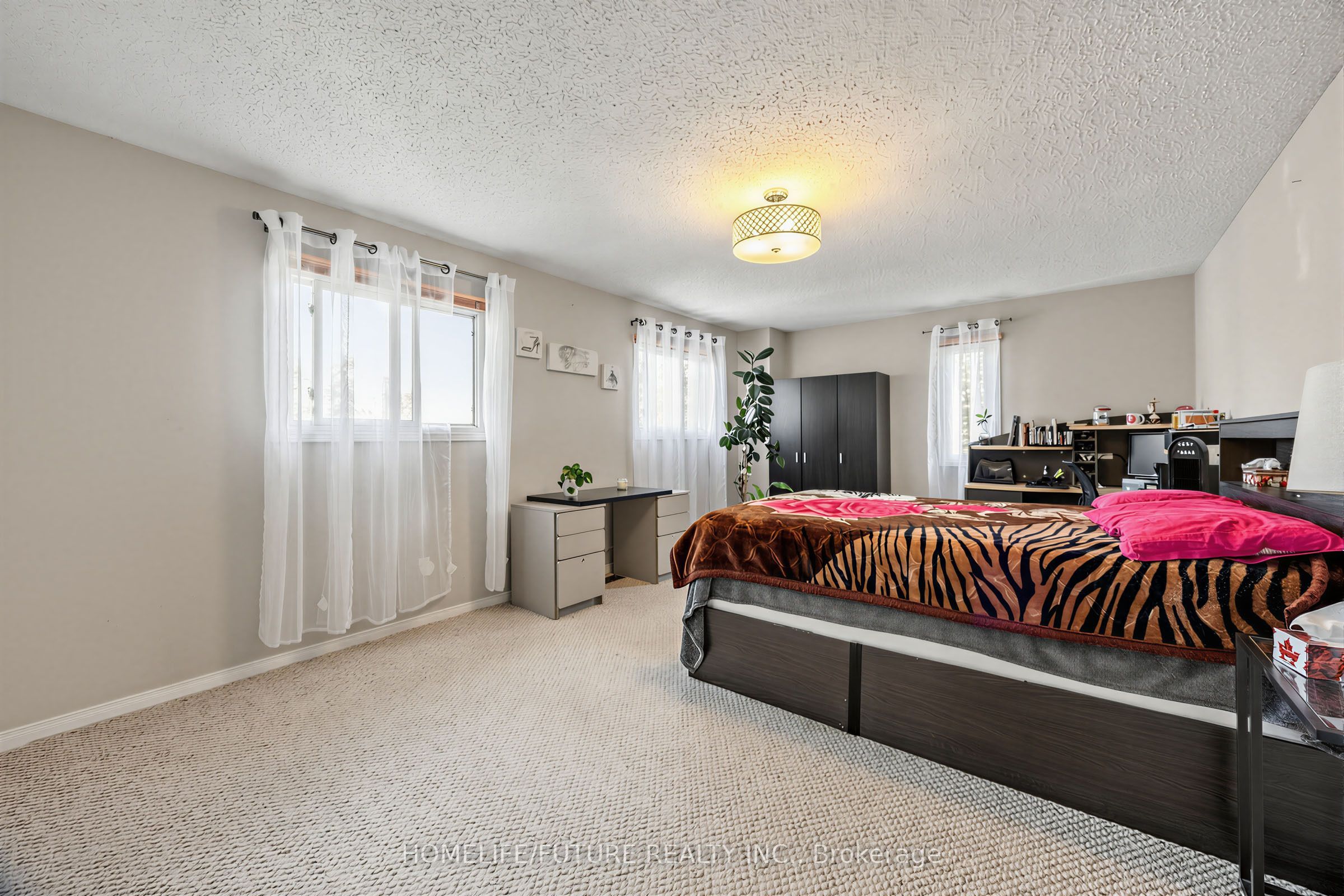 123 Bennett Avenue Property Photo 17