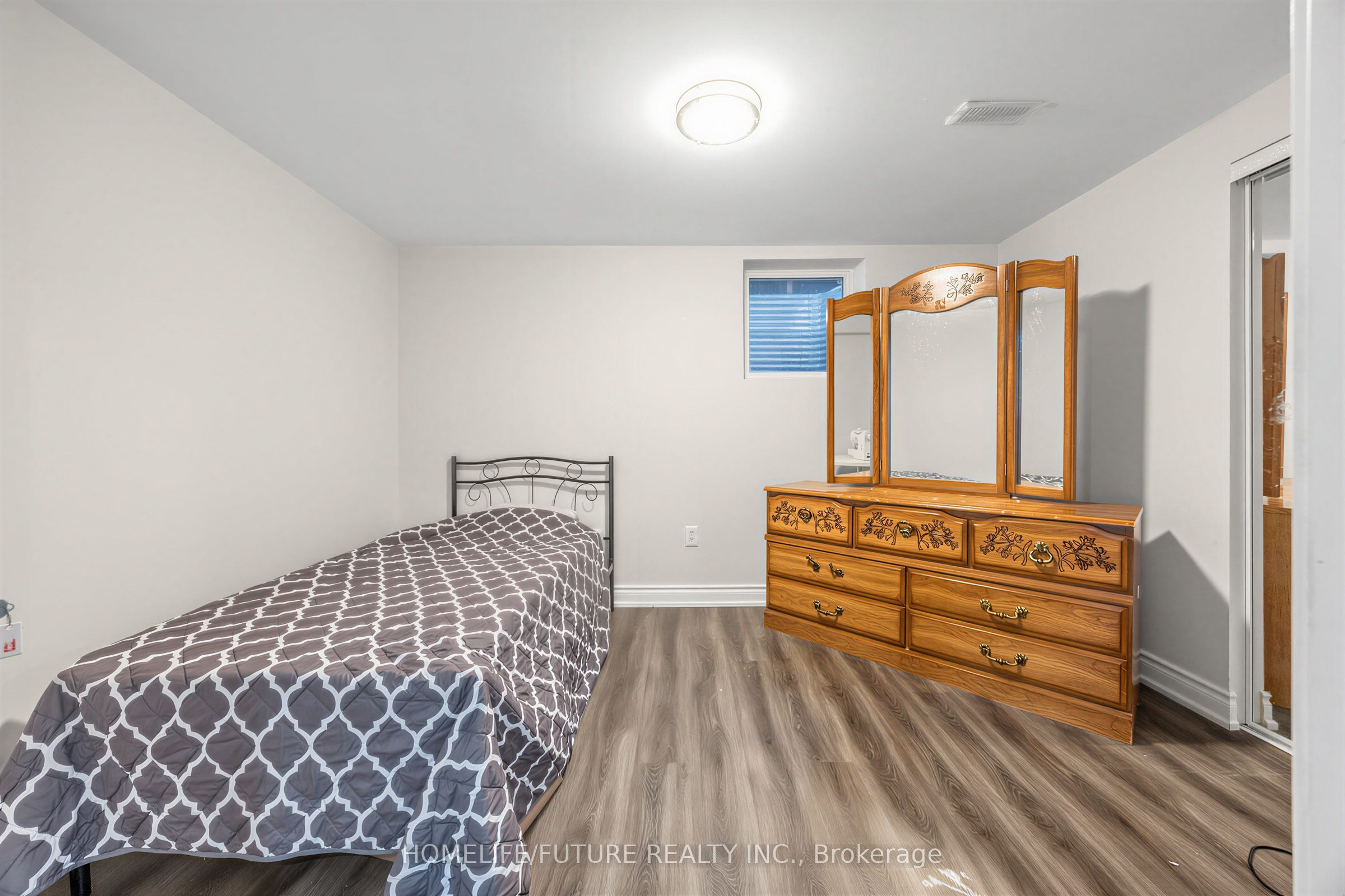 123 Bennett Avenue Property Photo 24