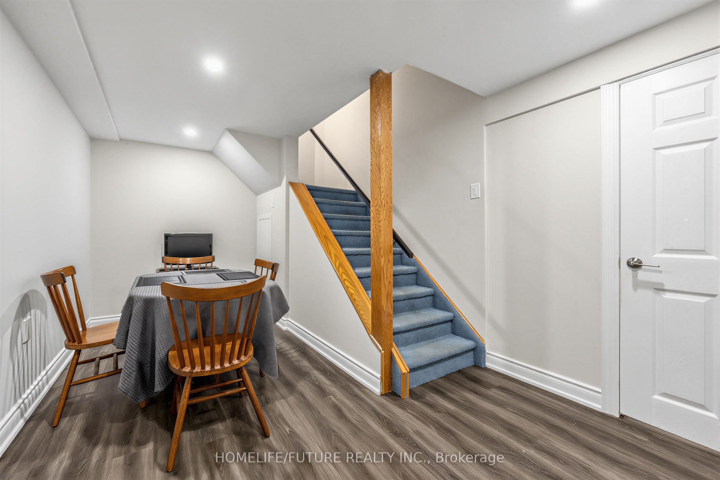 123 Bennett Avenue Property Photo 27