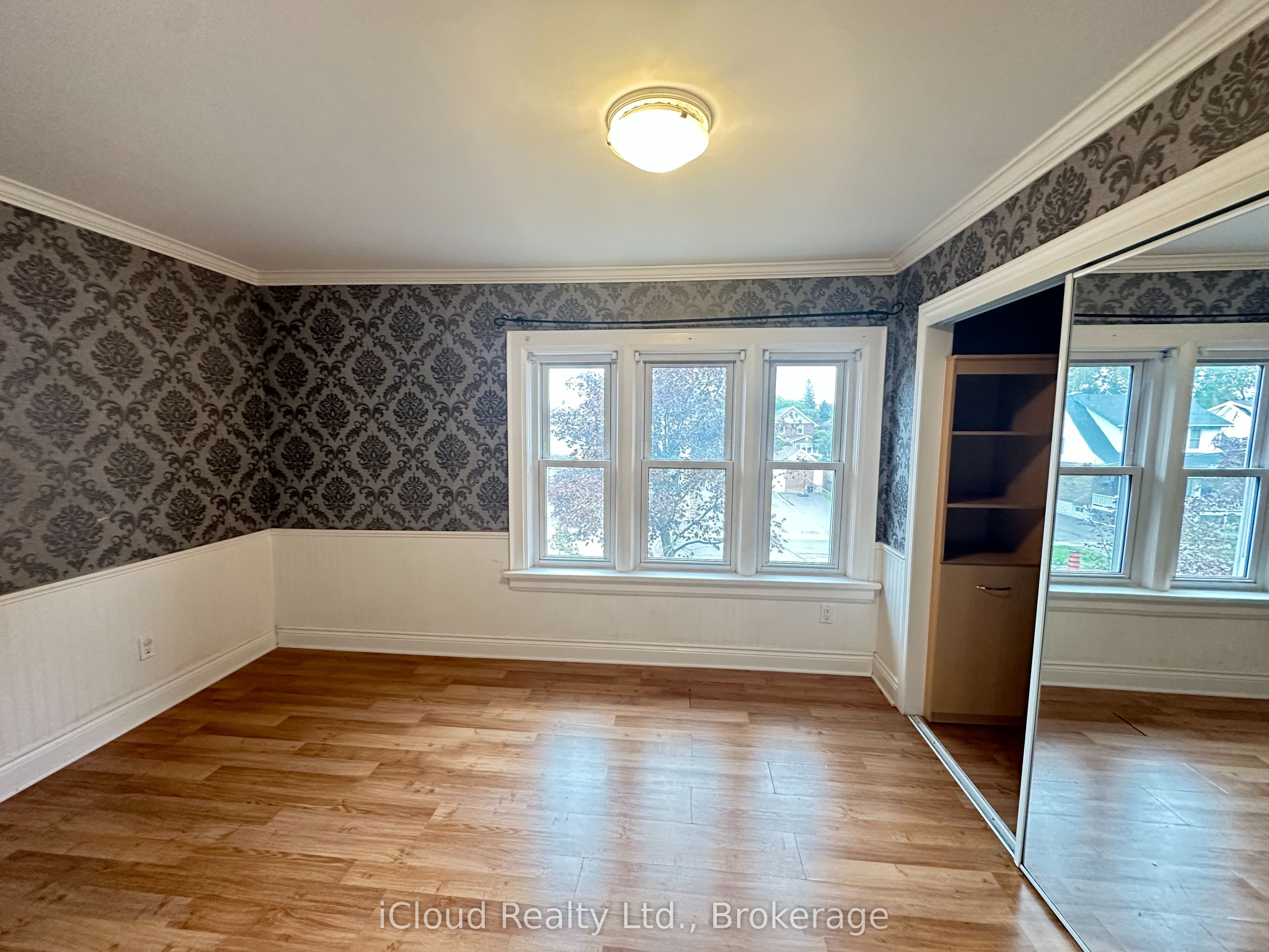 27 Buckingham Avenue Property Photo 20