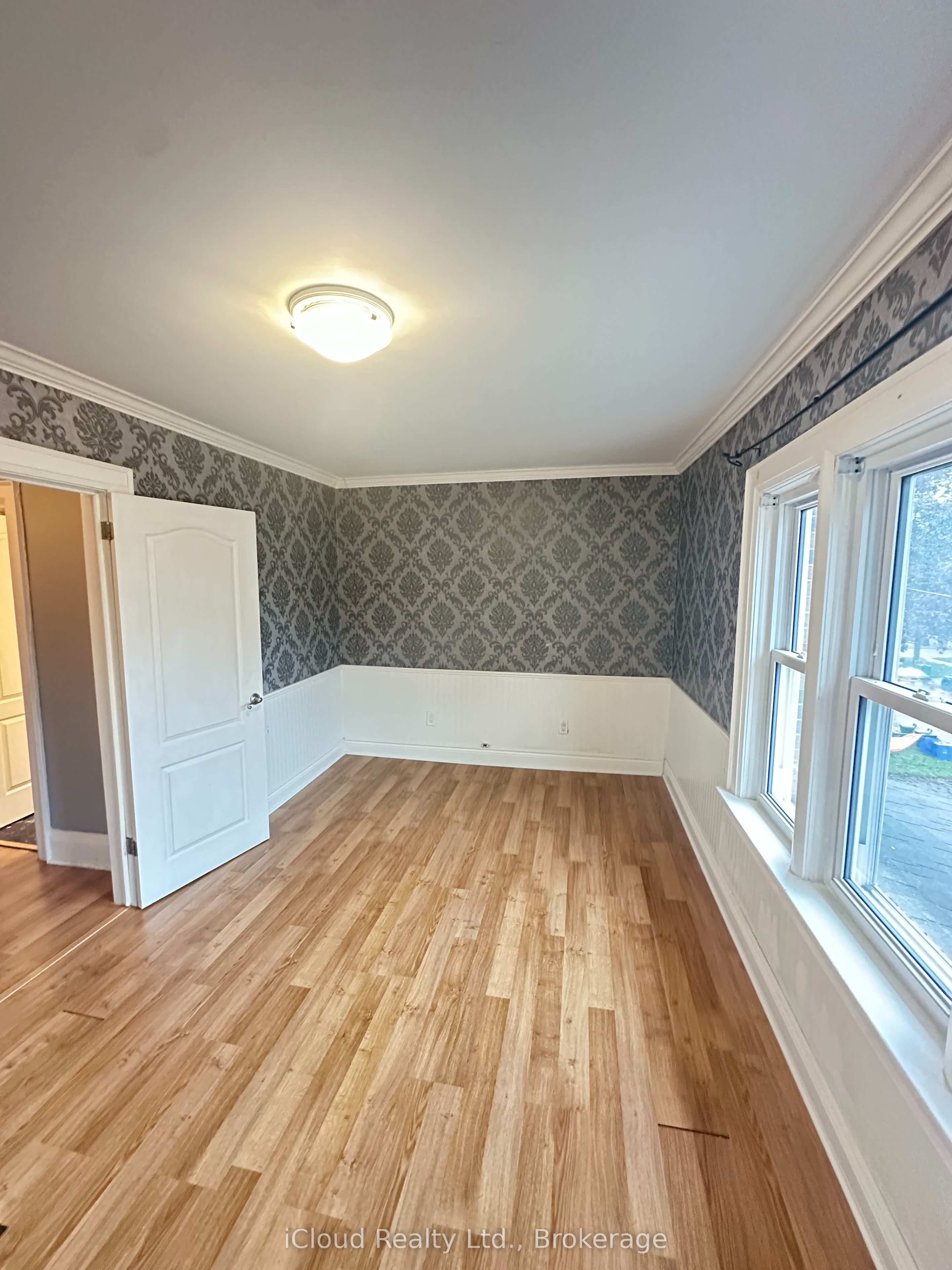27 Buckingham Avenue Property Photo 22