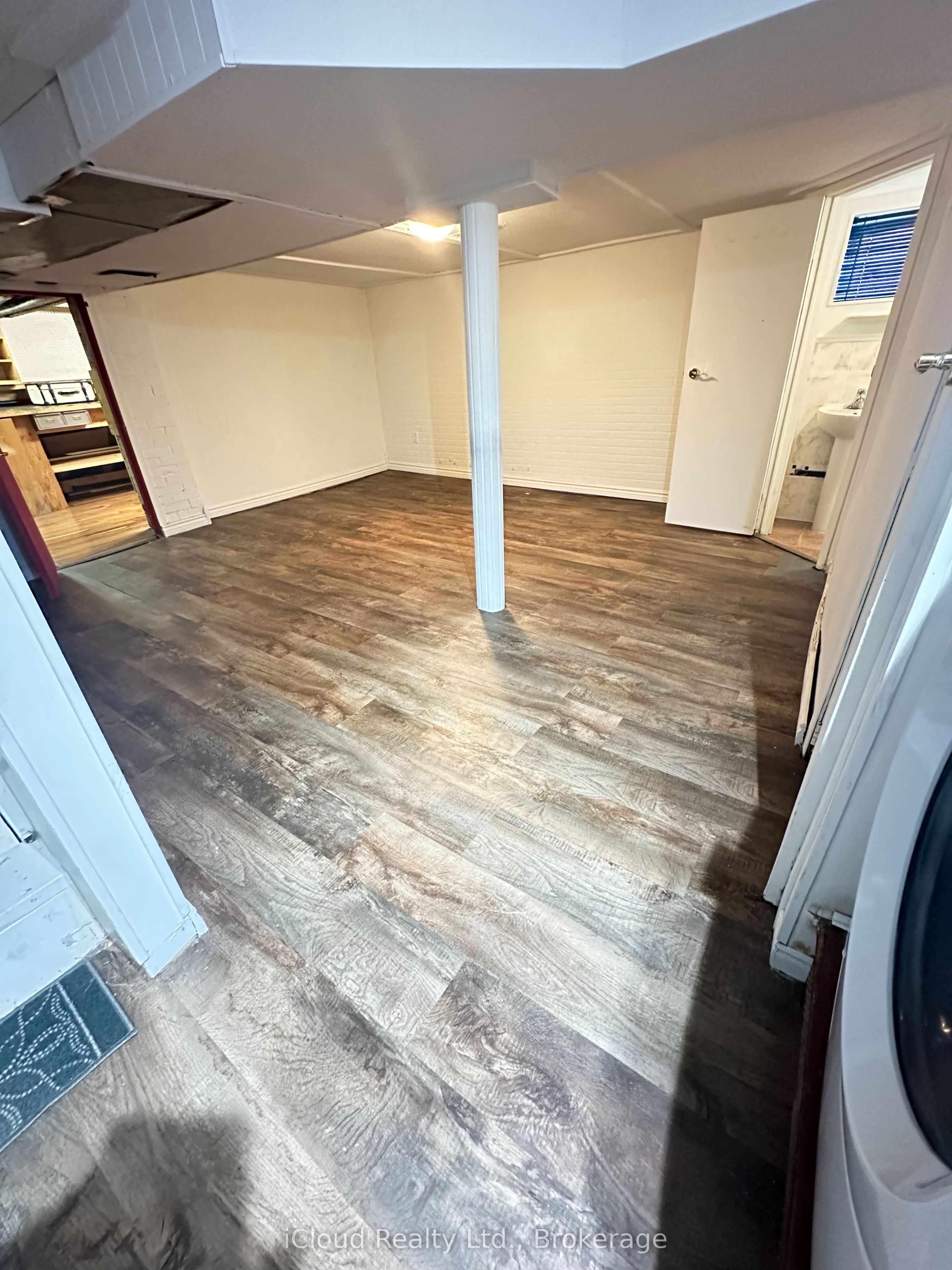 27 Buckingham Avenue Property Photo 30