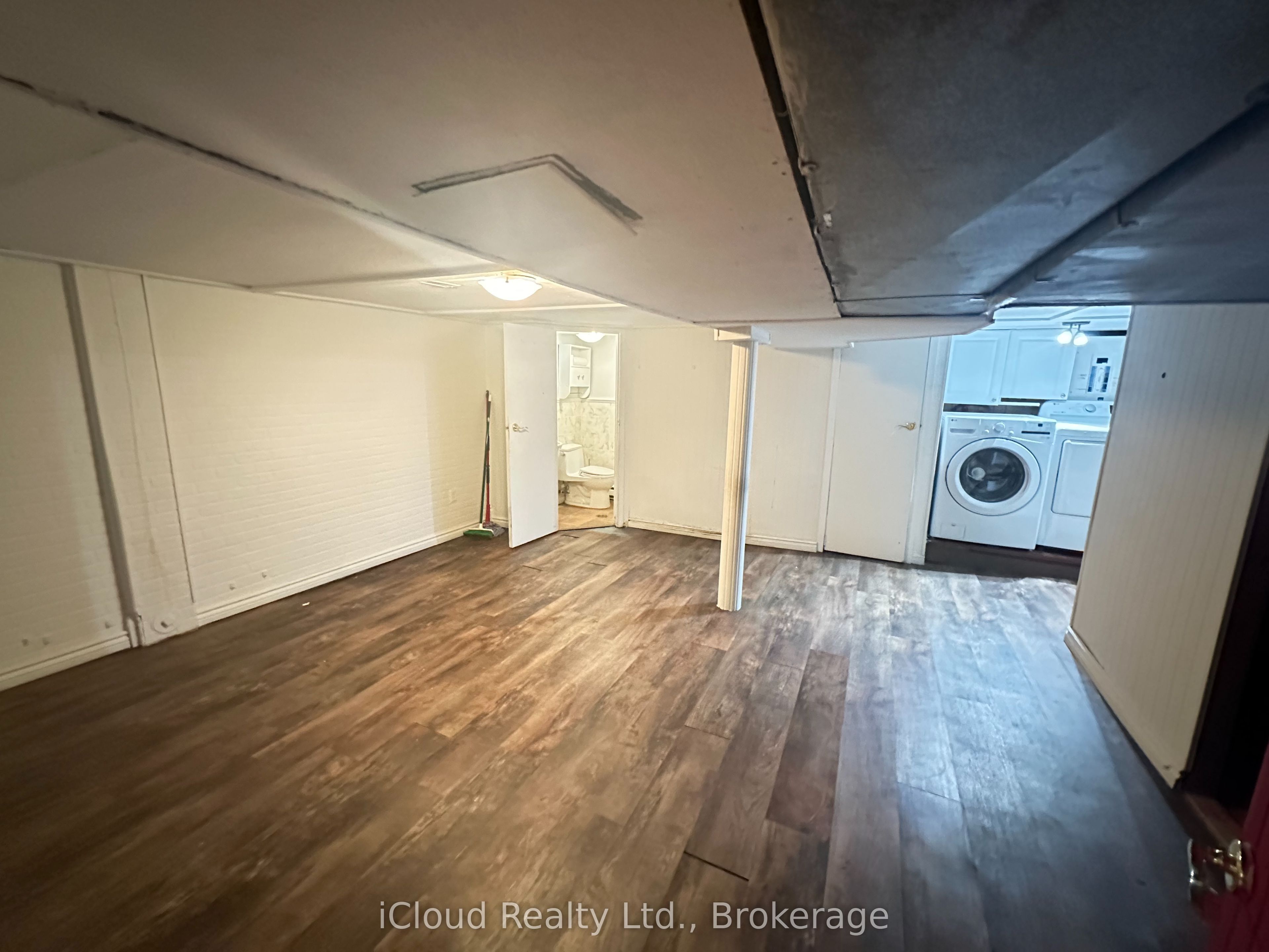 27 Buckingham Avenue Property Photo 31
