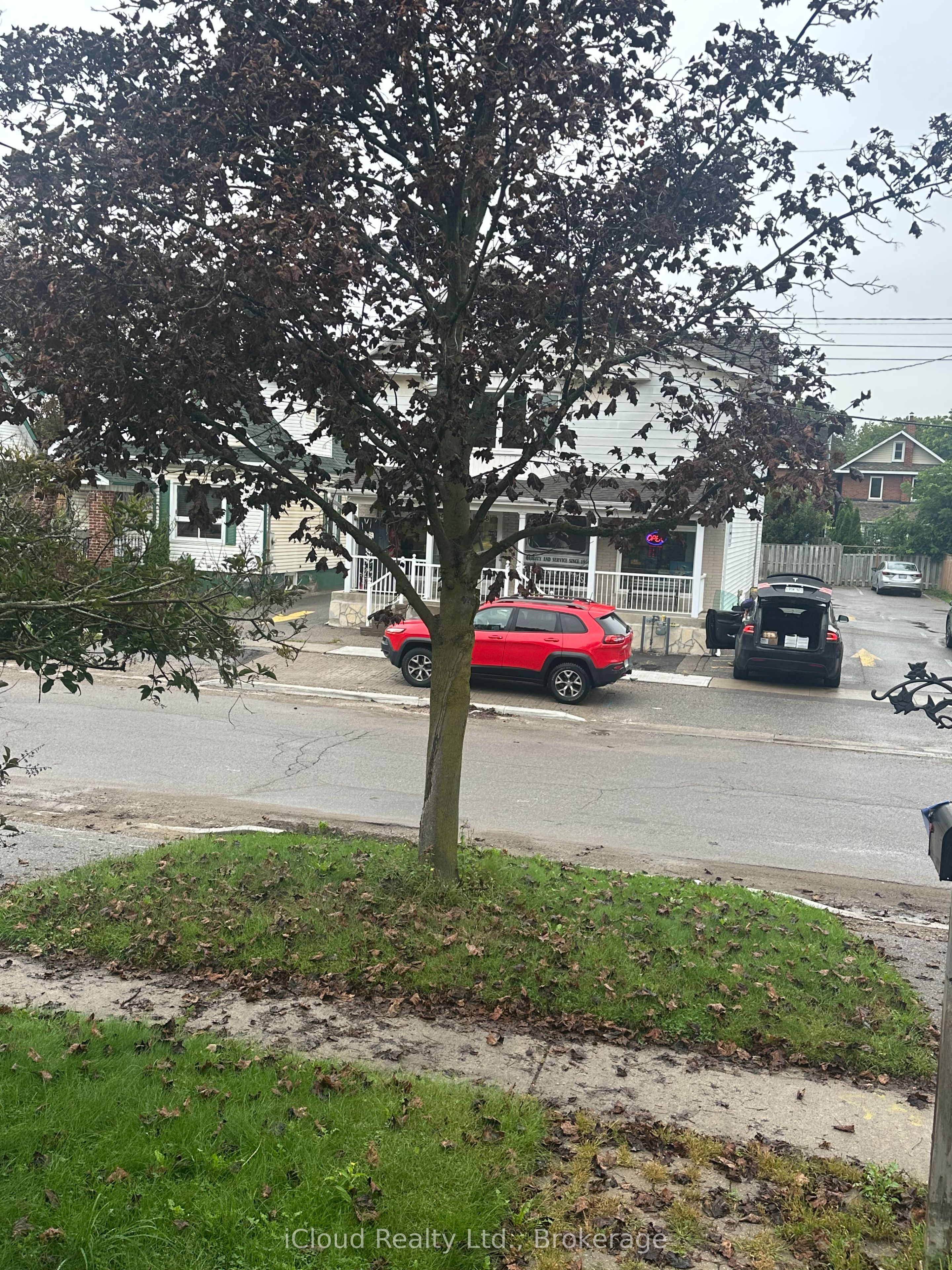 27 Buckingham Avenue Property Photo 40
