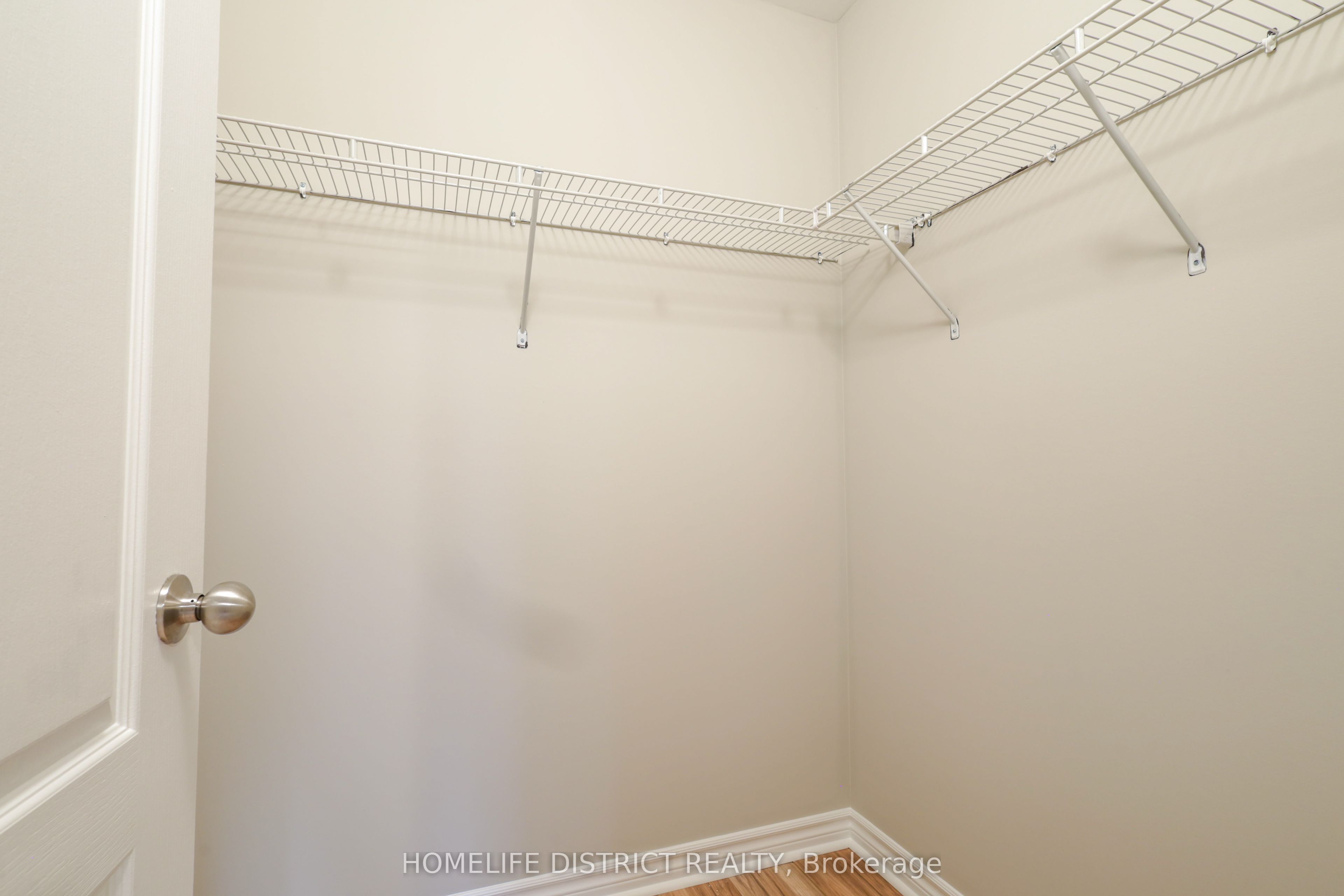 489 Mearns Avenue Property Photo 17