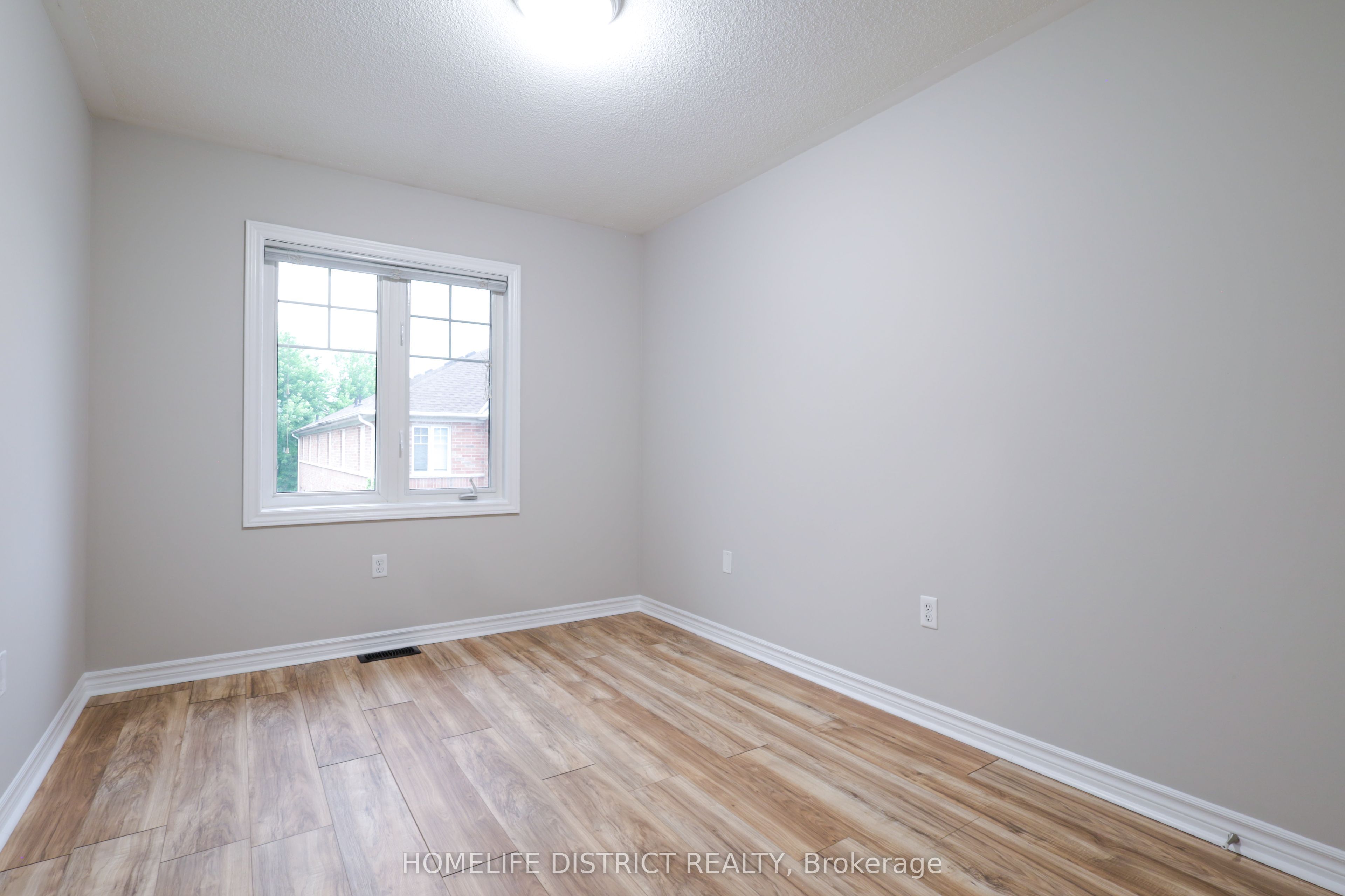 489 Mearns Avenue Property Photo 21