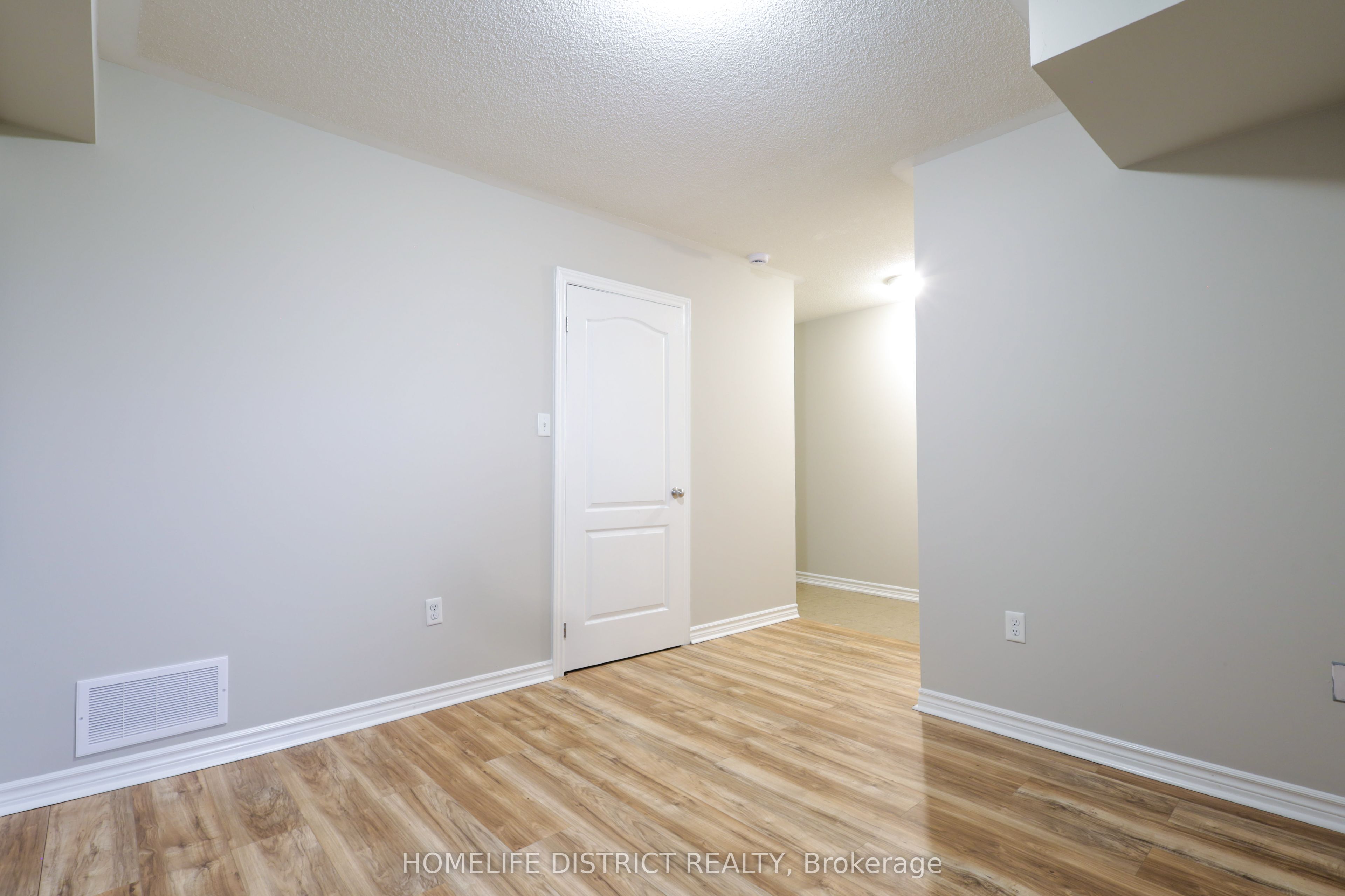 489 Mearns Avenue Property Photo 27