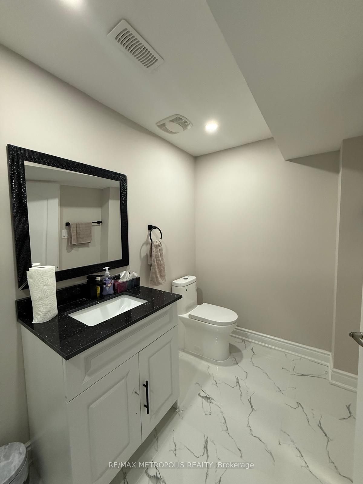 204 Montgomery Avenue Bsmt Property Photo 2