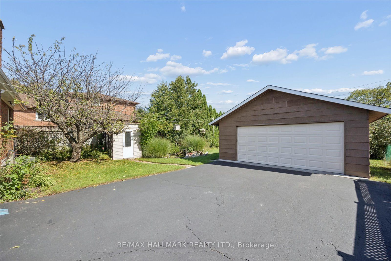 139 Elinor Avenue Property Photo 2