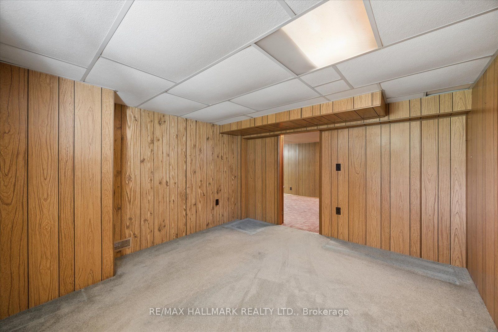 139 Elinor Avenue Property Photo 24