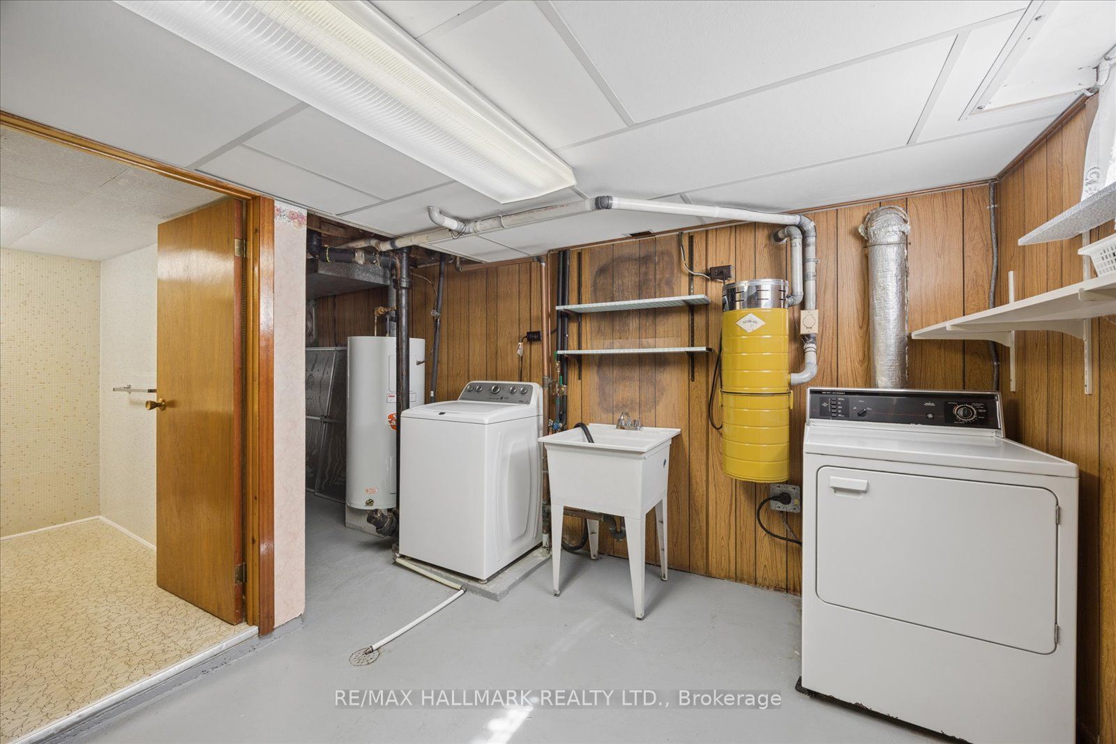139 Elinor Avenue Property Photo 27