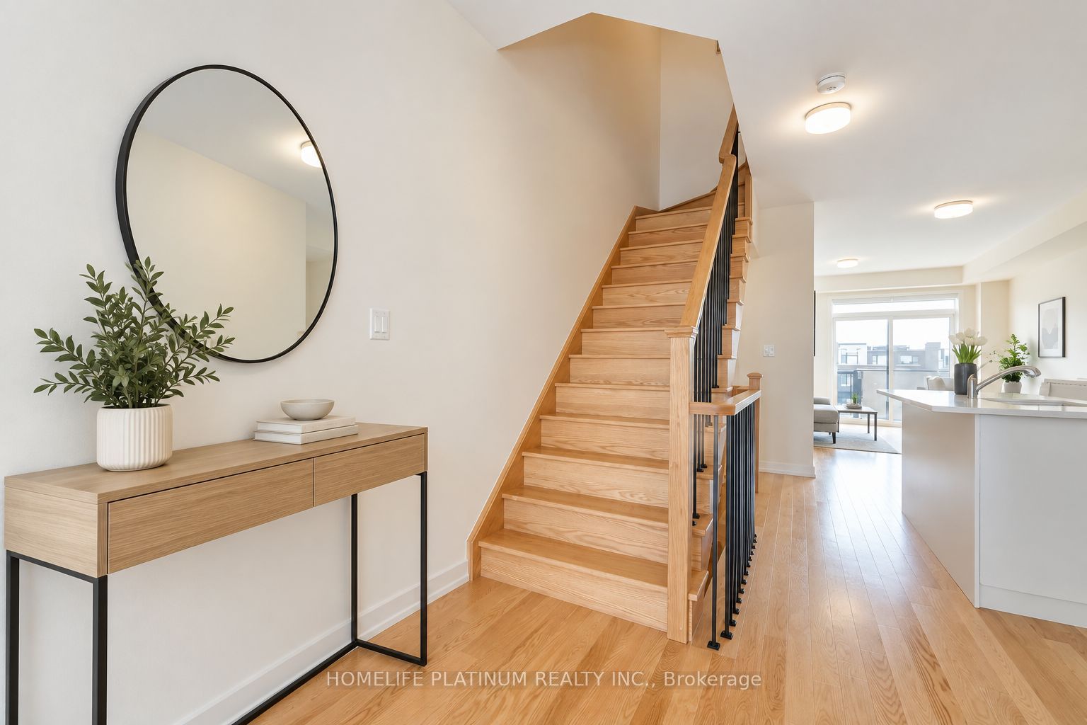 2594 Castlegate Crossing Property Photo 12