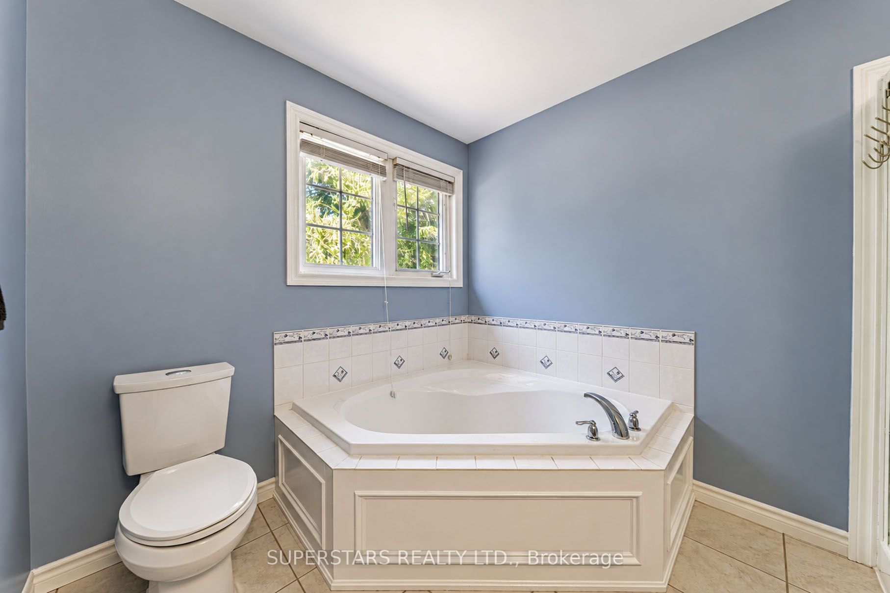 10 Thistledown Crescent Property Photo 27