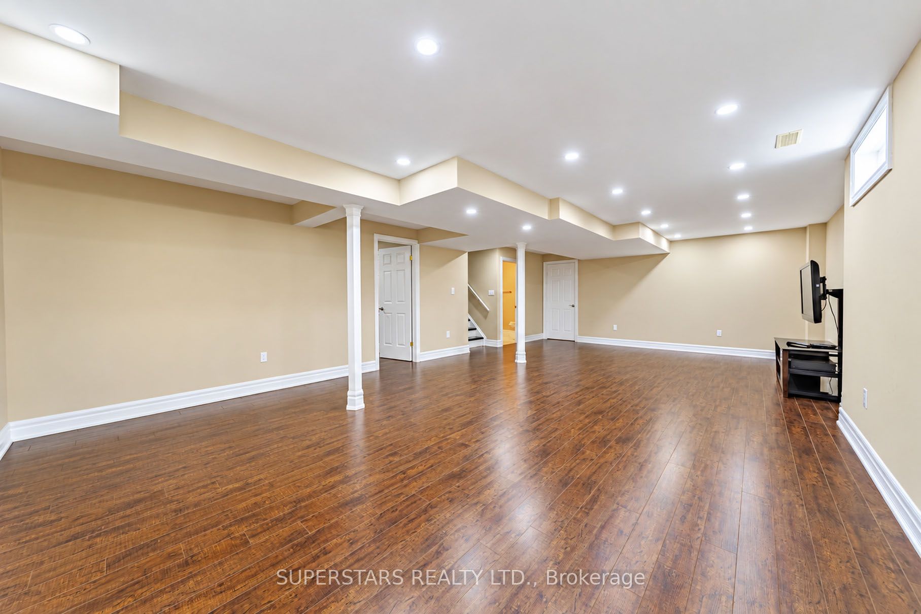 10 Thistledown Crescent Property Photo 39