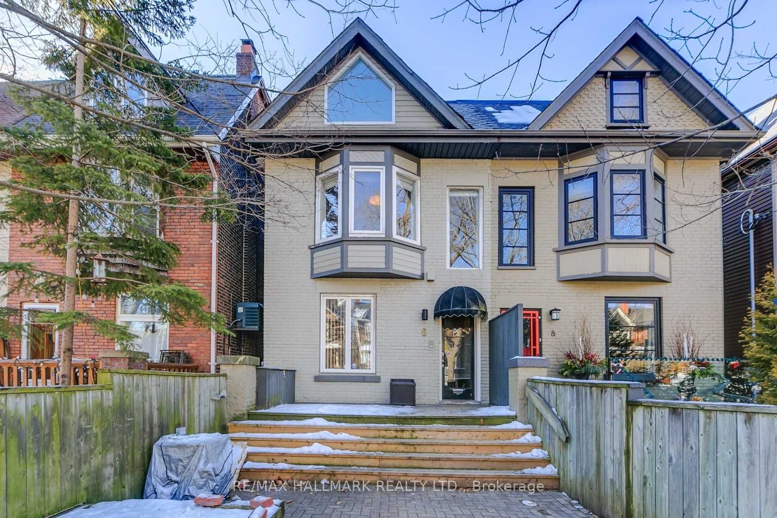 6 Prust Avenue Upper Property Photo 1