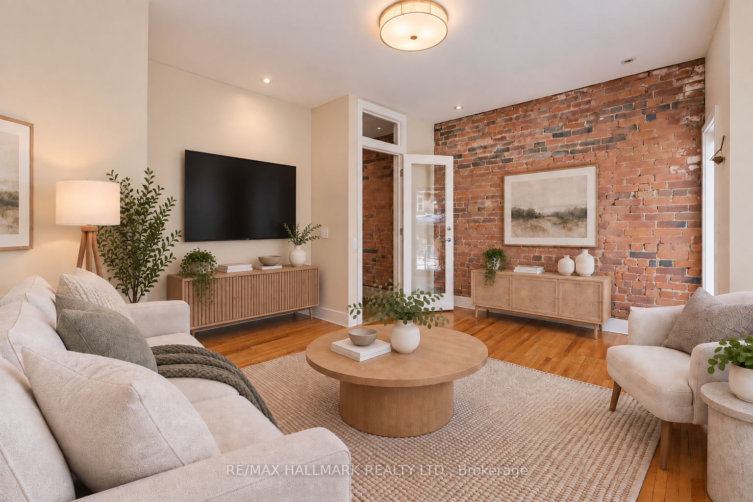 6 Prust Avenue Upper Property Photo 6