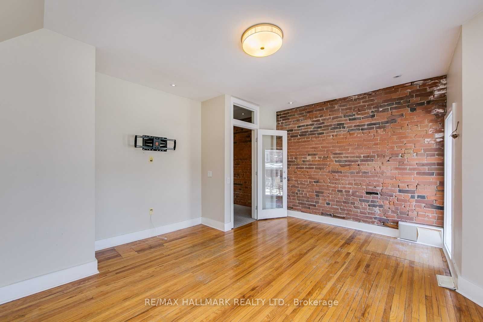 6 Prust Avenue Upper Property Photo 7