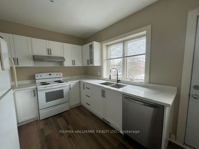 6 Prust Avenue Upper Property Photo 9