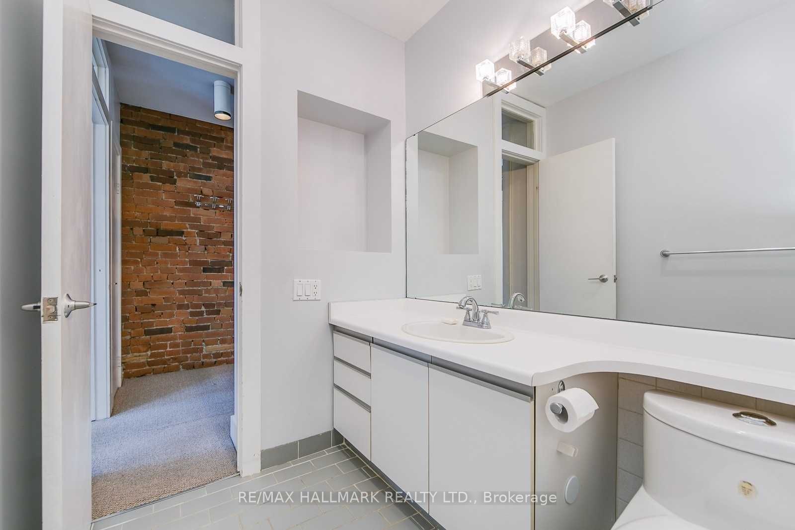 6 Prust Avenue Upper Property Photo 17