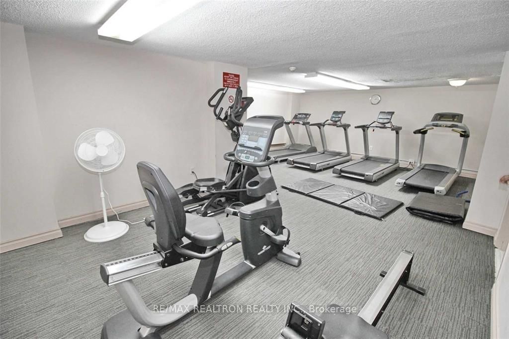 3380 Eglinton Avenue 1901 Property Photo 19
