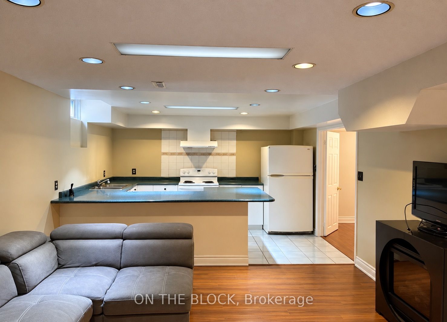 70 Dalmatian Crescent Property Photo 2