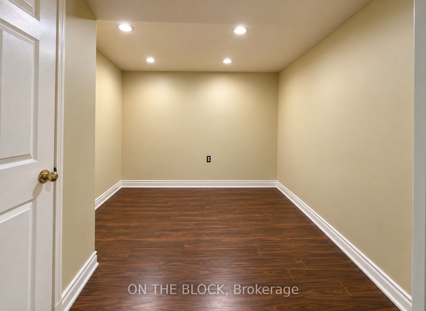 70 Dalmatian Crescent Property Photo 7