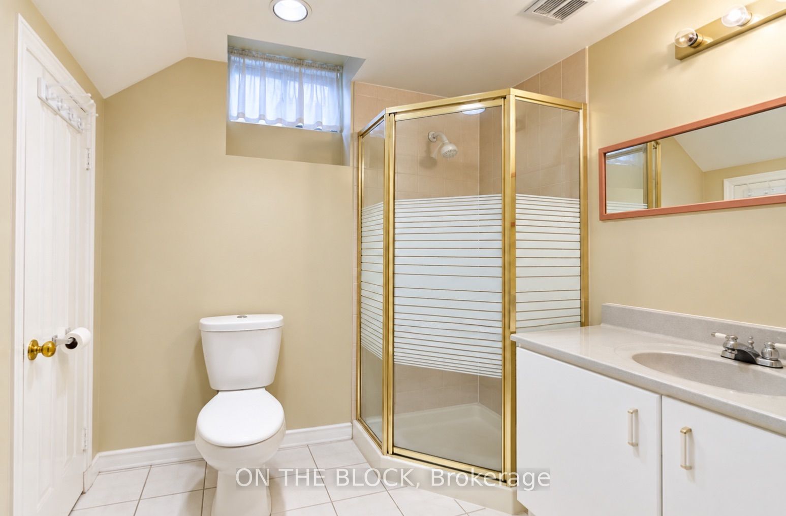 70 Dalmatian Crescent Property Photo 9