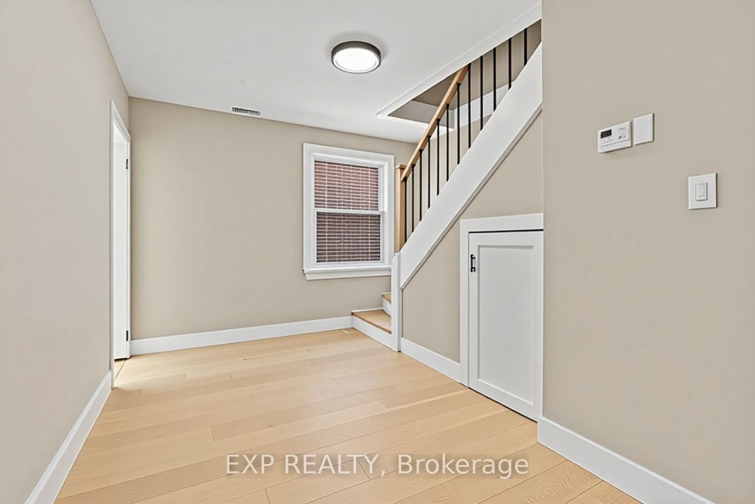 780 Oxford Street Property Photo 5