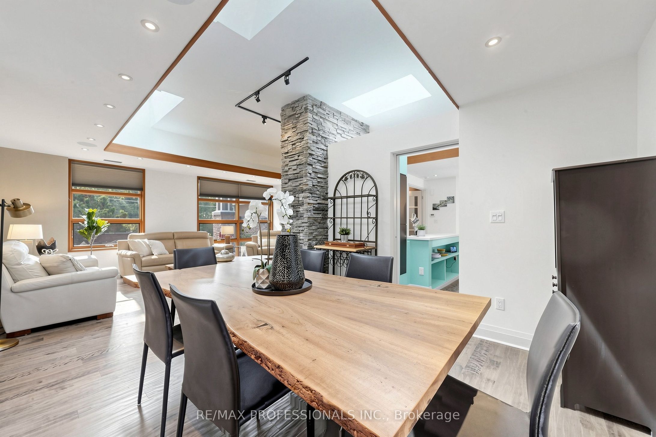 9 Annis Road Property Photo 7