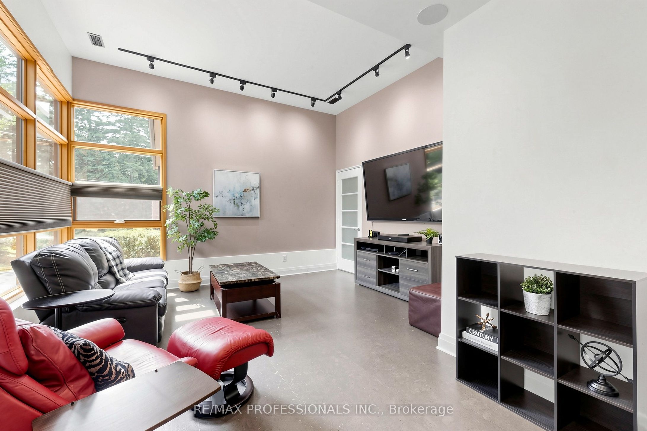 9 Annis Road Property Photo 15