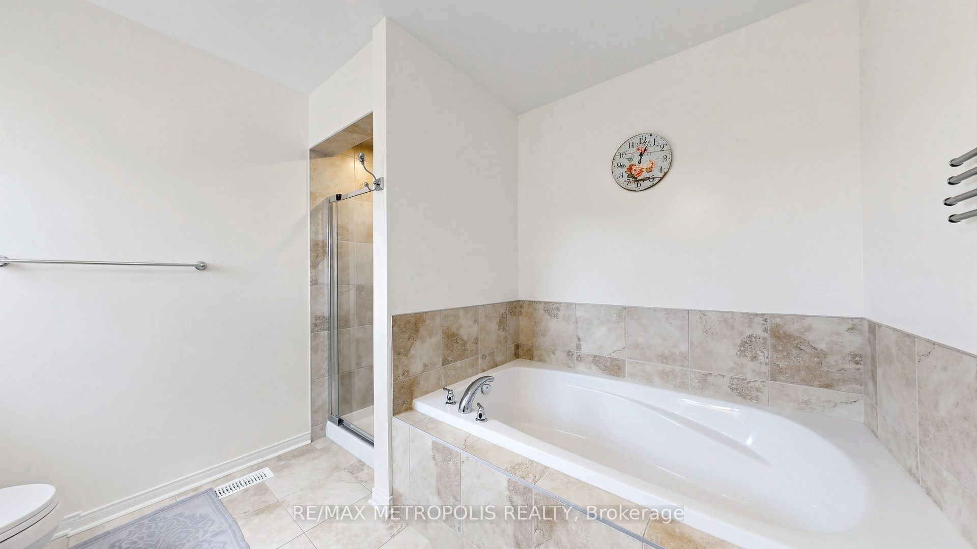 762 Mccue Drive Property Photo 22