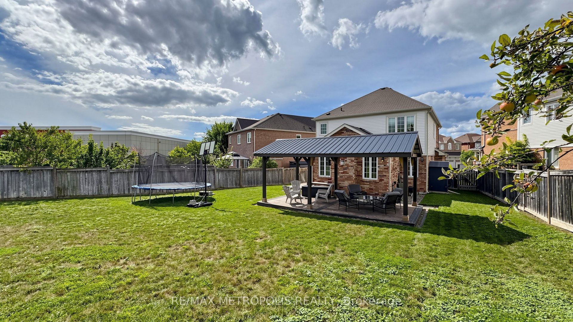 762 Mccue Drive Property Photo 31