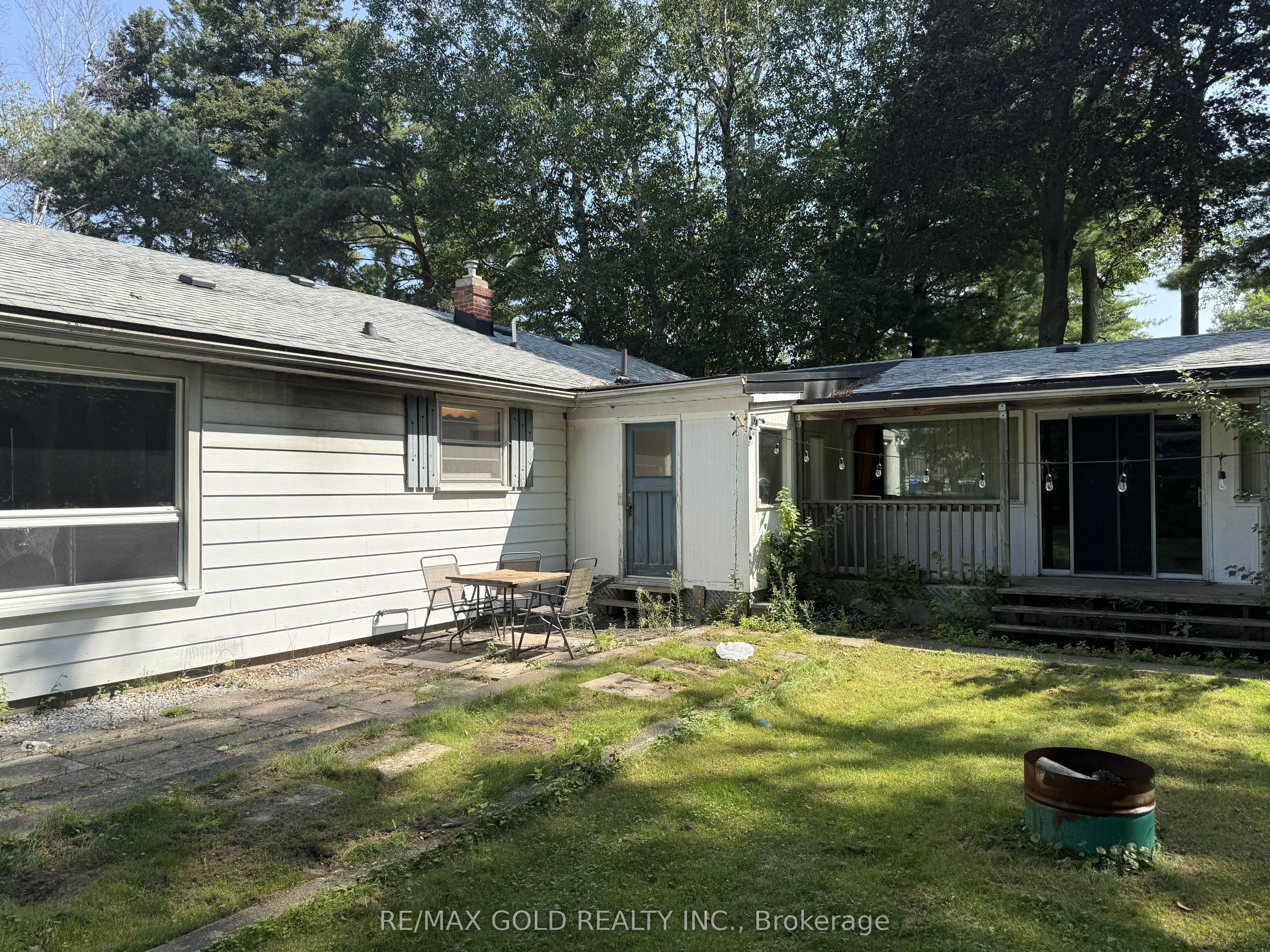 366 Beechgrove Drive Property Photo 5