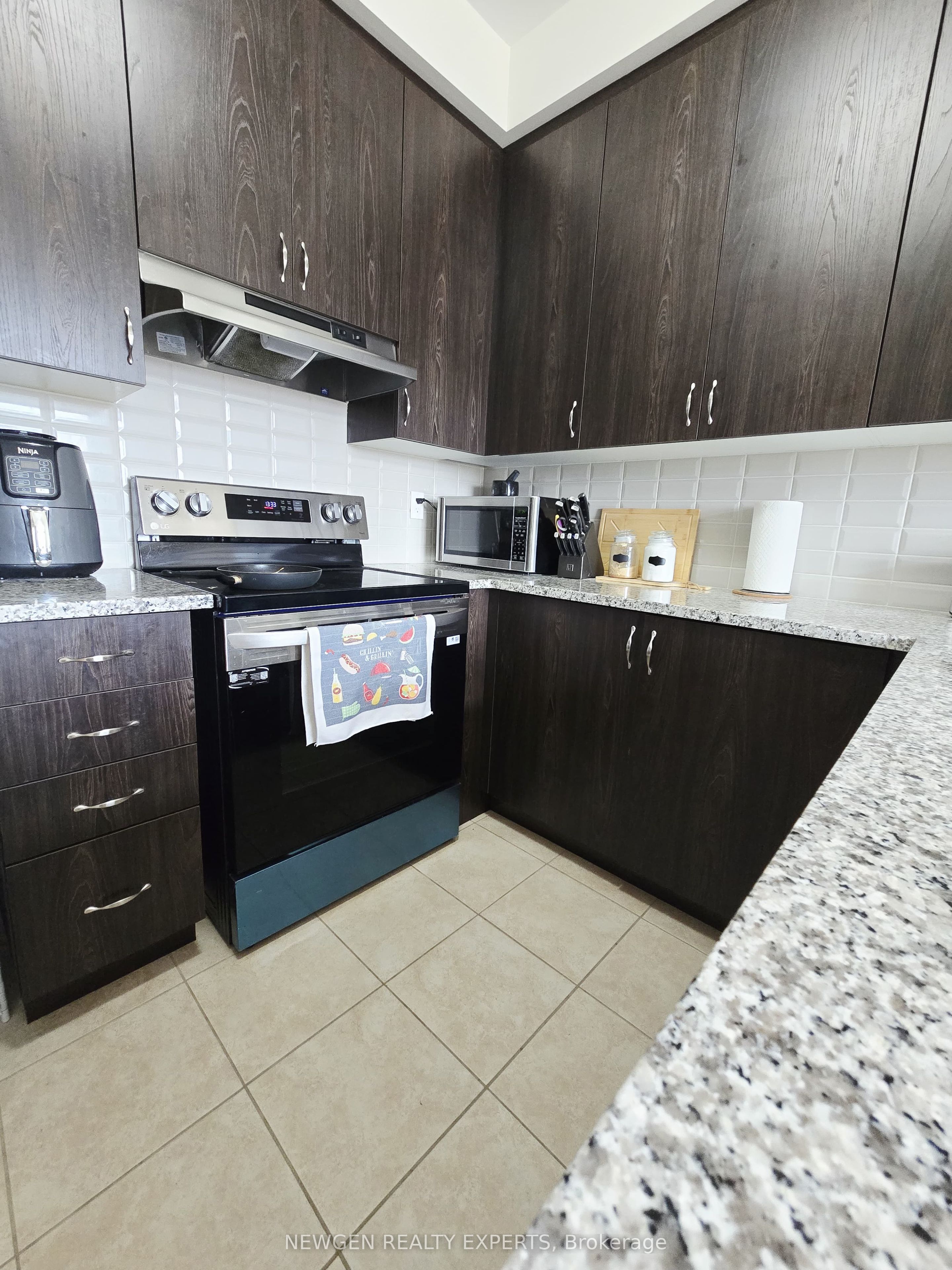 12 Cachia Lane Property Photo 4