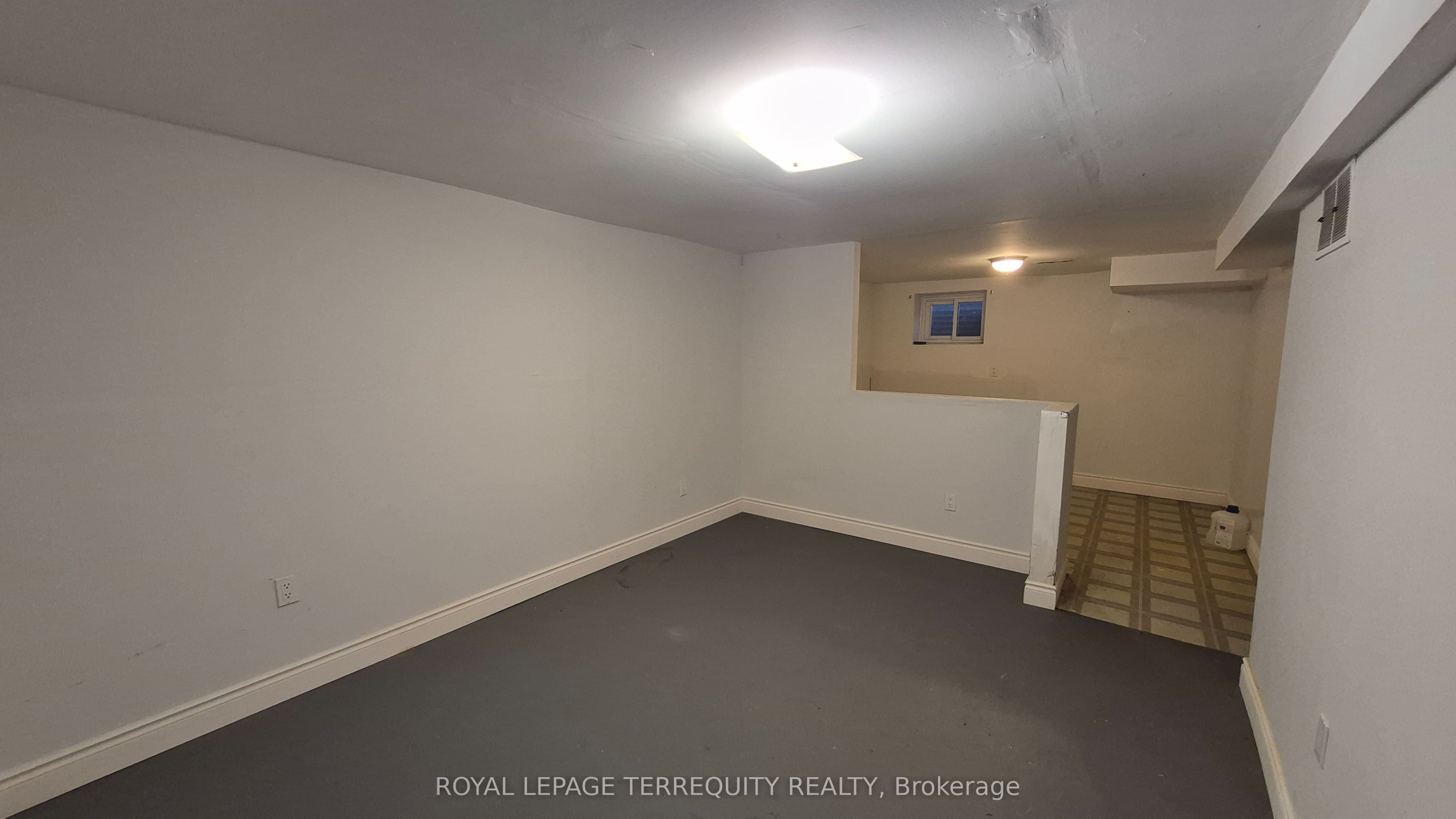 15 Brimwood Boulevard 15 Property Photo 13