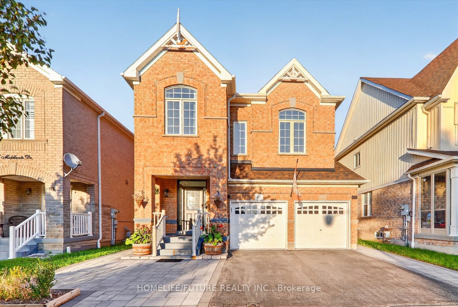 65 Middlecote Drive Property Photo 1