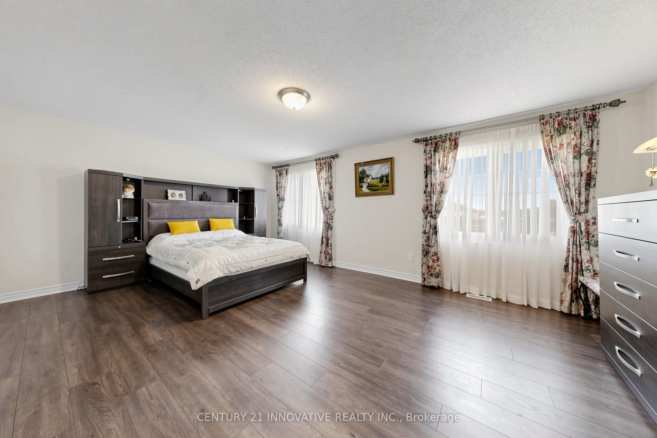 55 N Sharplin Drive Property Photo 24
