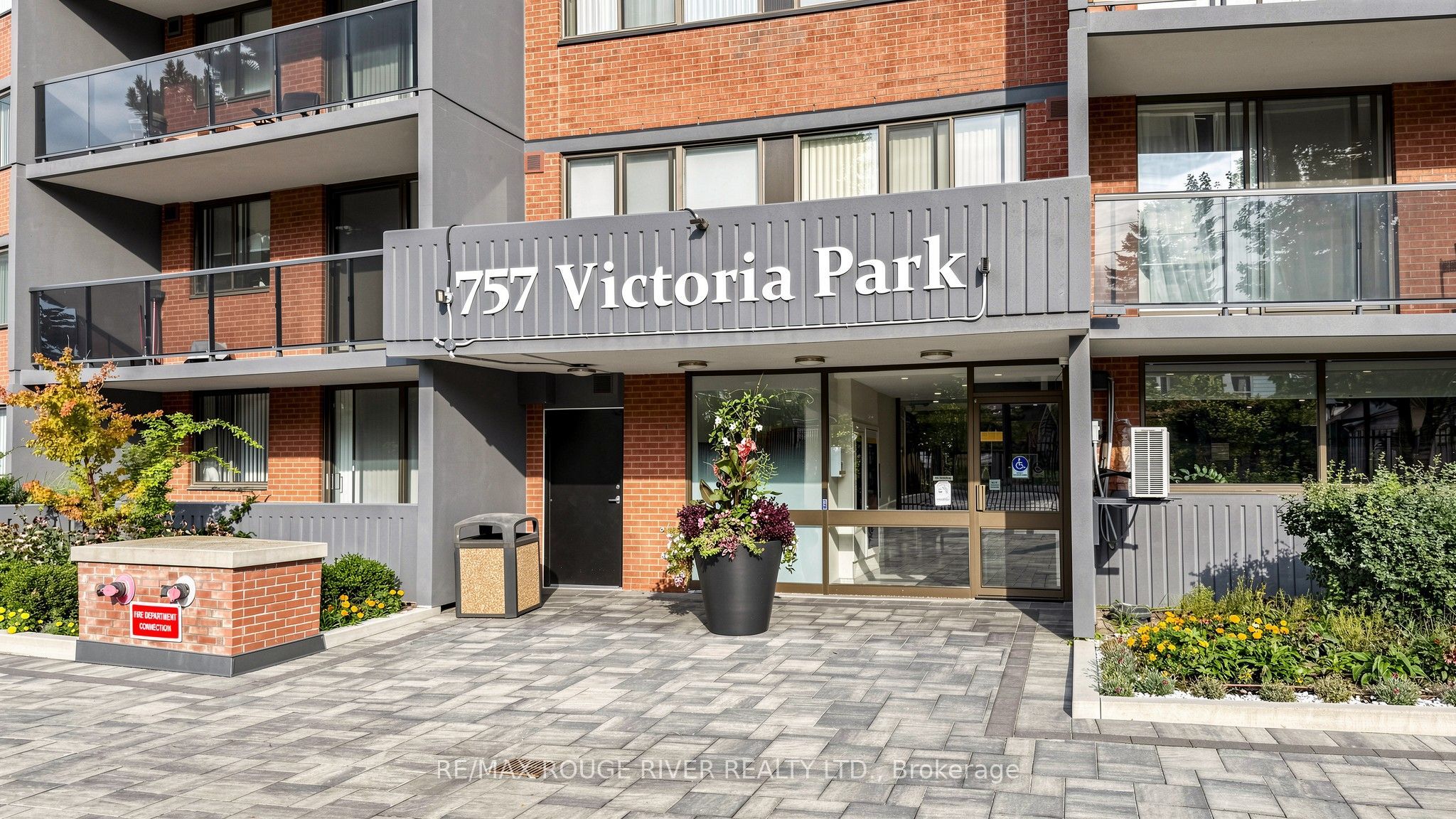 757 Victoria Park Avenue 206 Property Photo 4