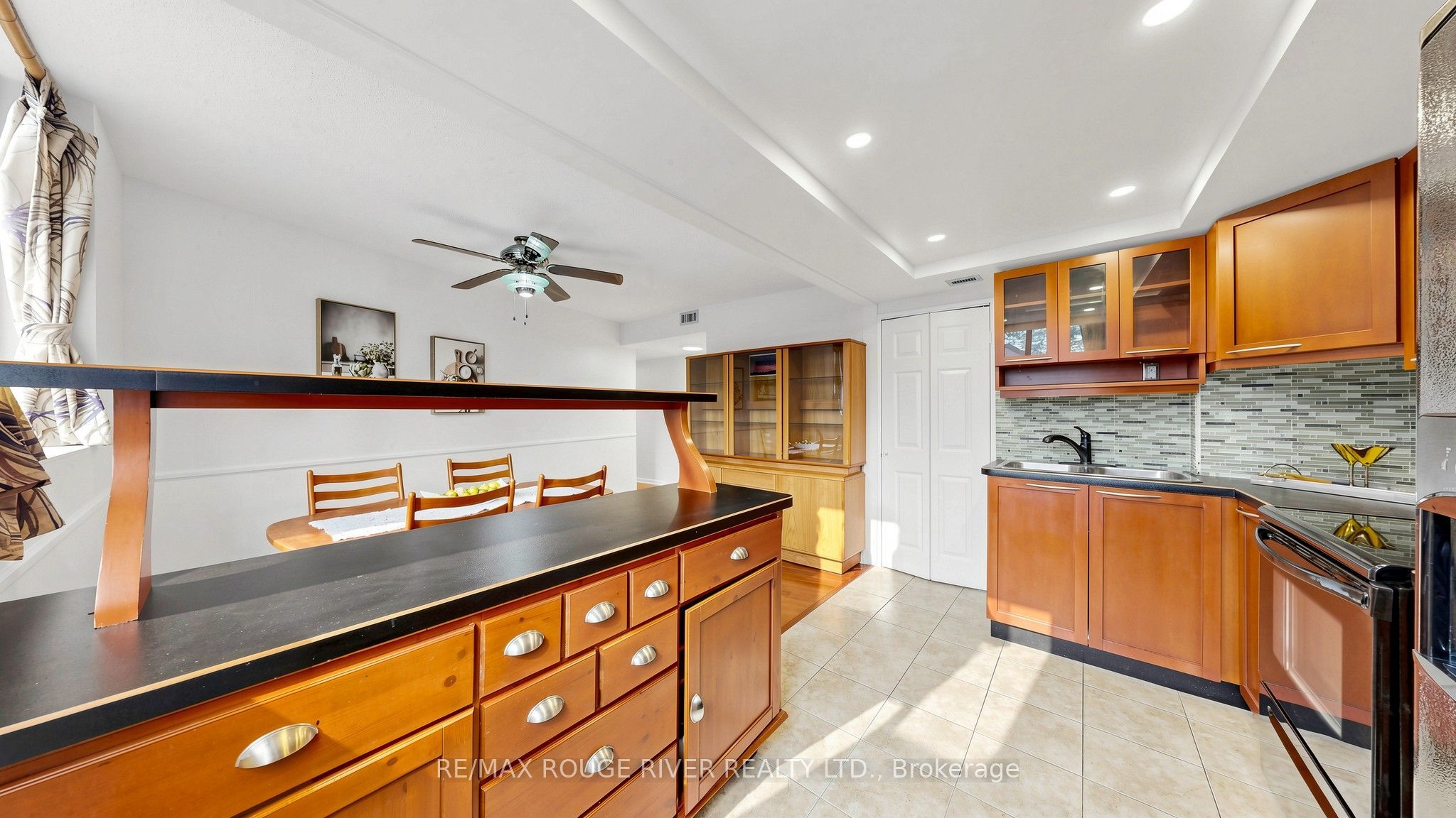 757 Victoria Park Avenue 206 Property Photo 19