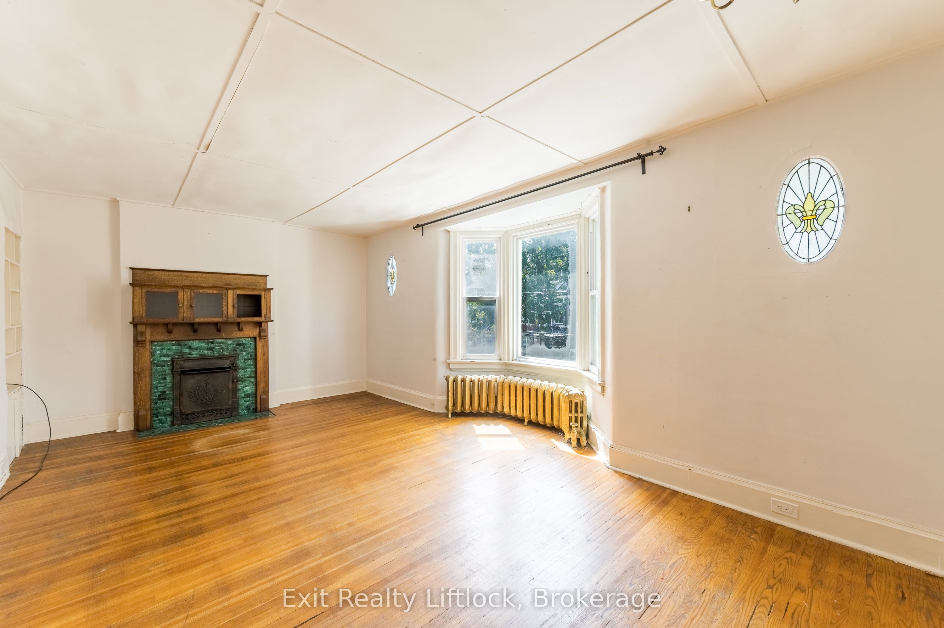 843 Logan Avenue Property Photo 19