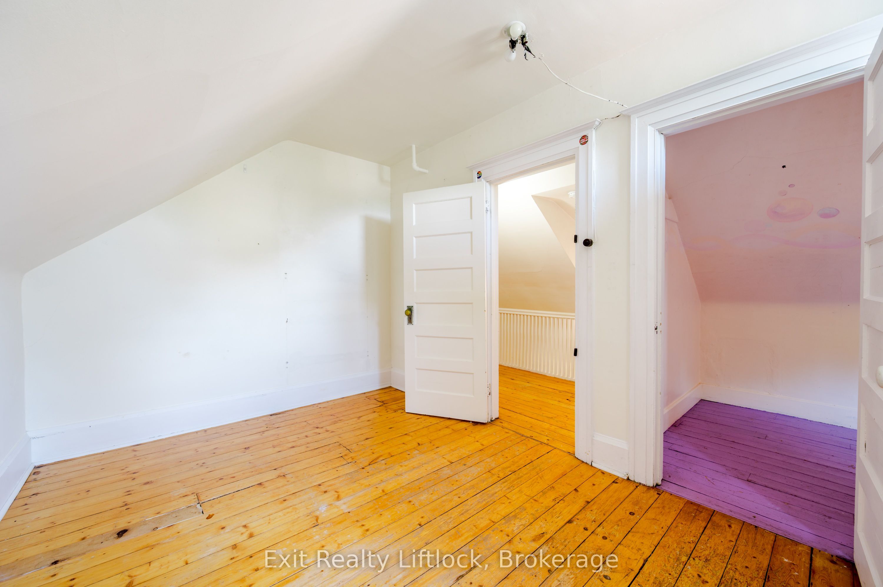 843 Logan Avenue Property Photo 29