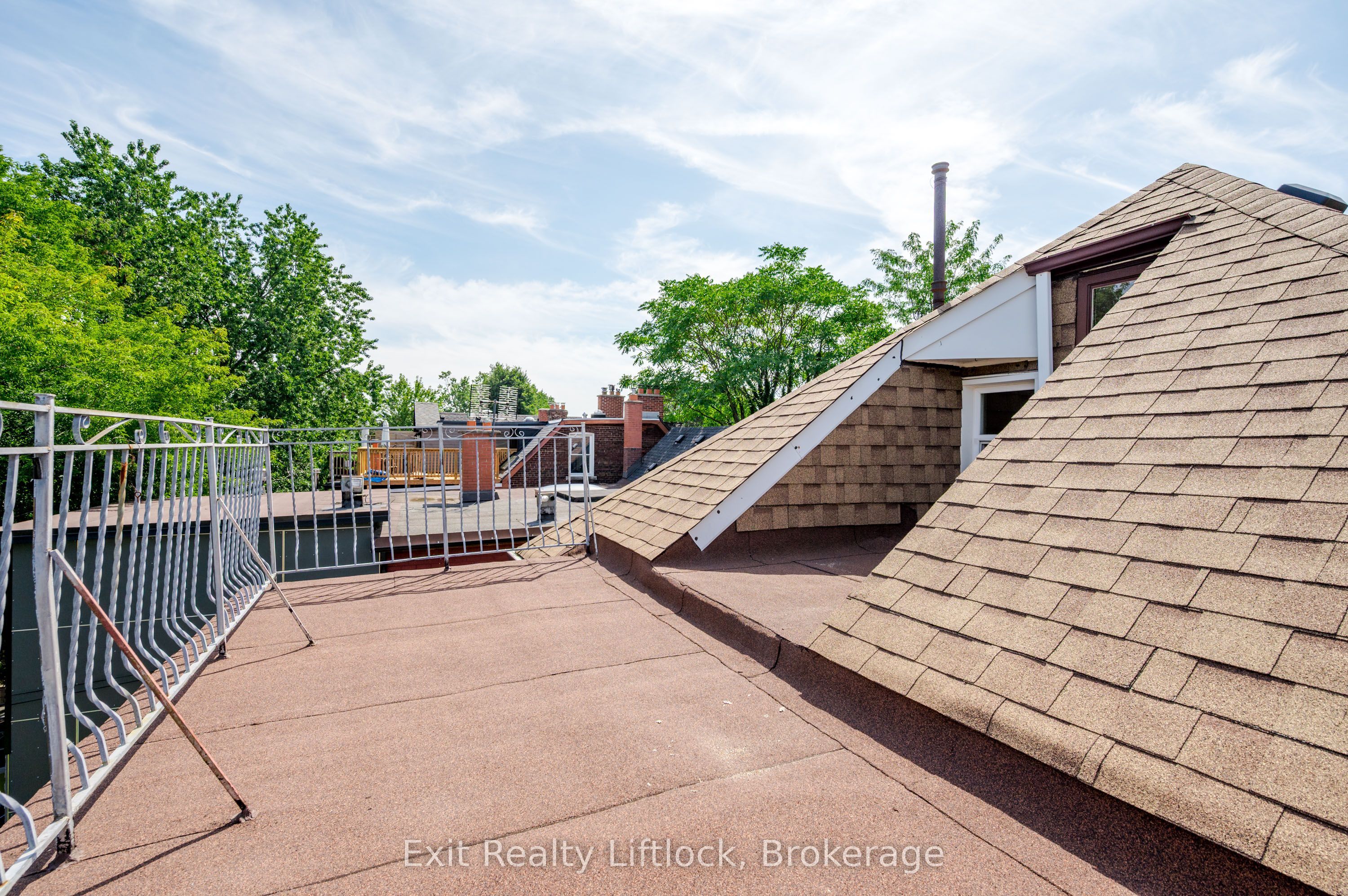 843 Logan Avenue Property Photo 31