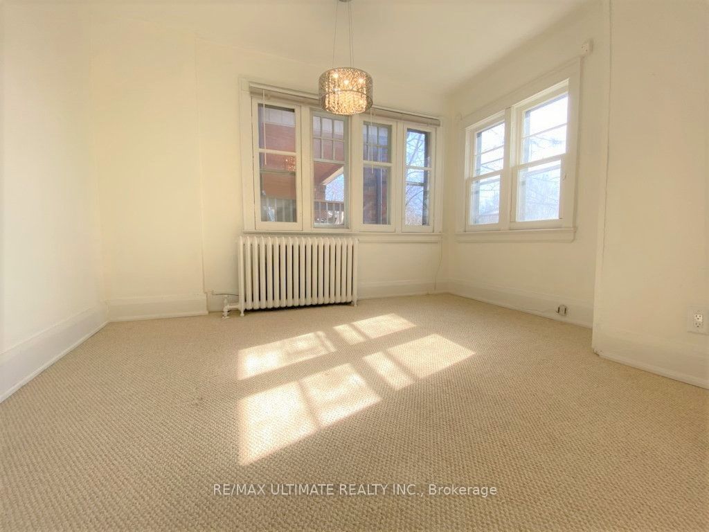 533 Kingston Road Property Photo 44