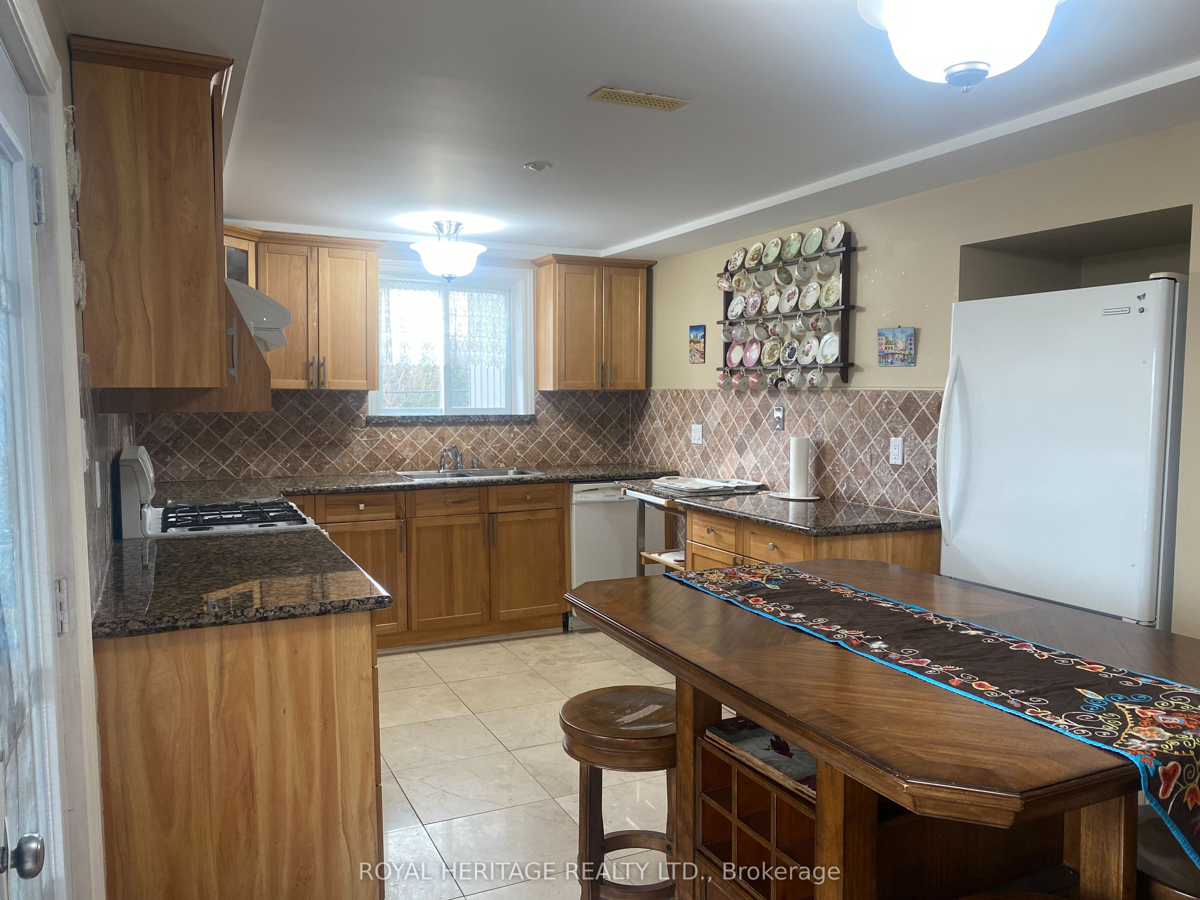 15 Sirius Crescent Property Photo 8