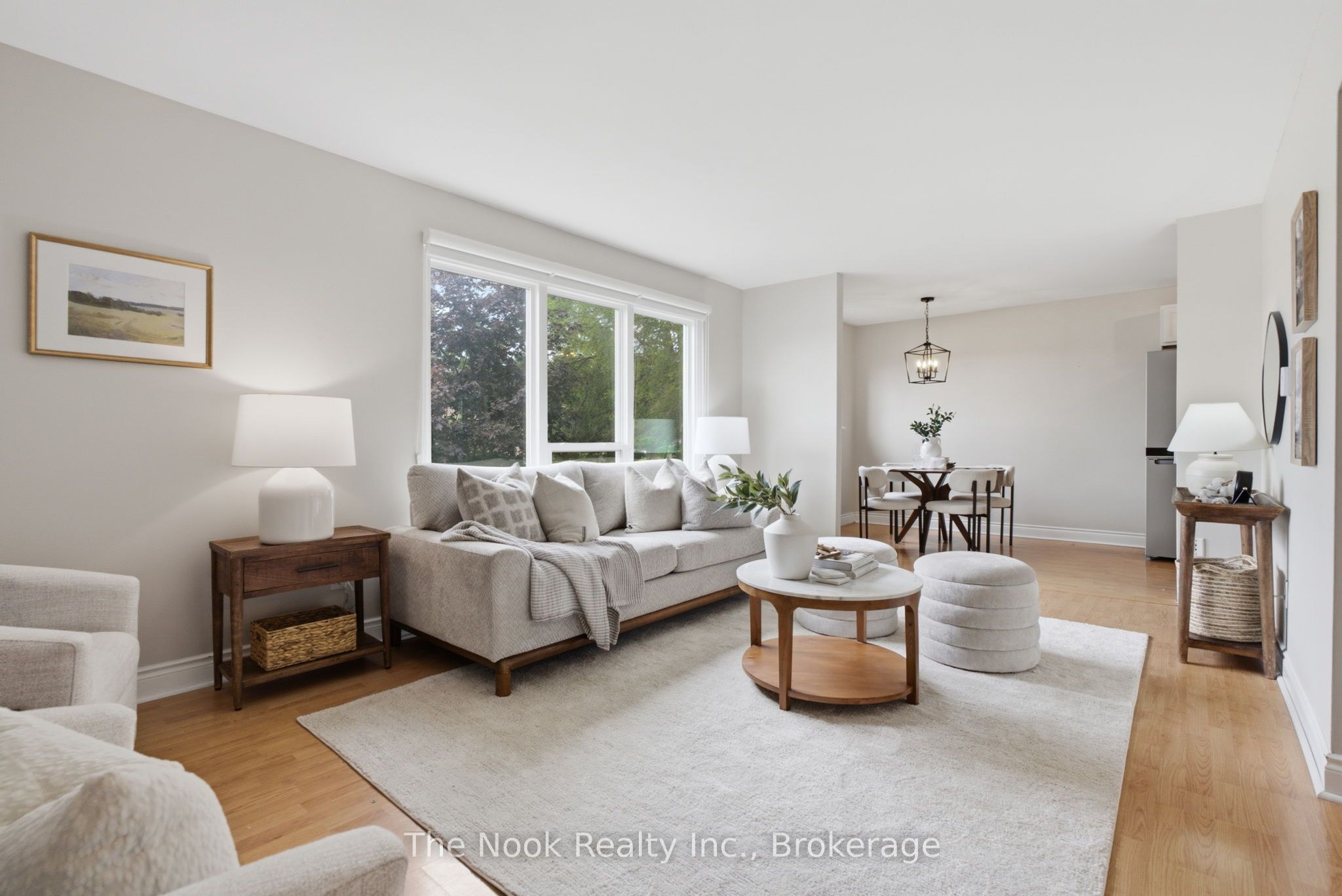 540 Mary Street E 1-3 Property Photo 14
