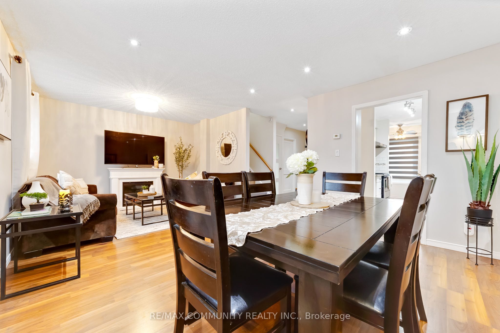 1055 Central Park Boulevard N 55 Property Photo 11