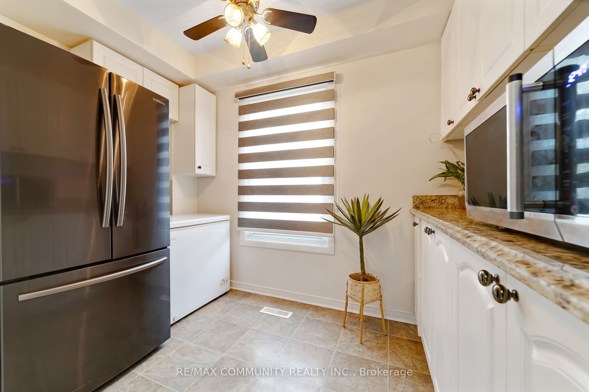 1055 Central Park Boulevard N 55 Property Photo 14
