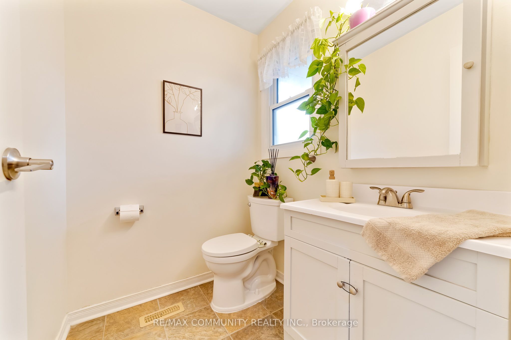1055 Central Park Boulevard N 55 Property Photo 15